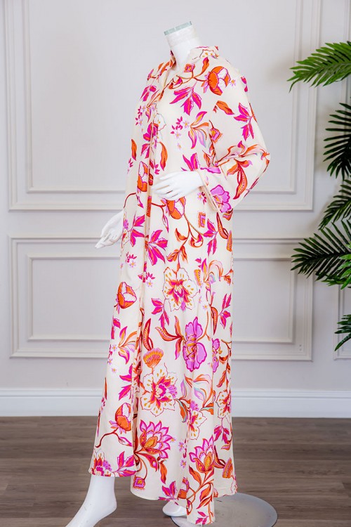 جلابية نسائية طويلة لون بيج بتشجير ملون ياقة عالية بقصة سبعة و أكمام طويلة