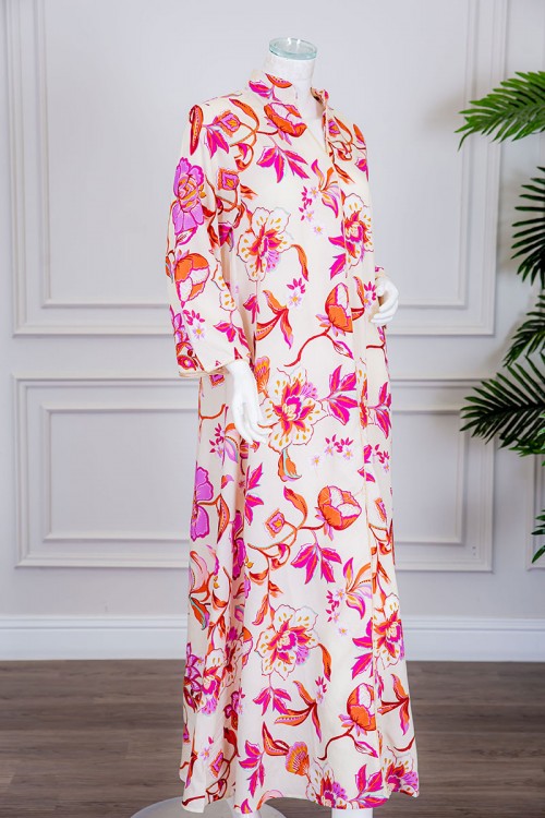 جلابية نسائية طويلة لون بيج بتشجير ملون ياقة عالية بقصة سبعة و أكمام طويلة