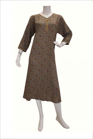 جلابية نسائية ميدي لون بني مشجرة بياقة كلفة مطرزة و أكمام طويلة