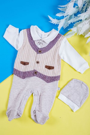 بربتوز أطفال لون بيج  مزين من الأمام ذو أكمام طويلة و أزرار من الخلف و الأسفل مع قبعة 