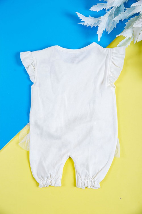 بربتوز بناتي أطفال لون أبيض مزين برسومات من الأمام بدون أكمام و بأزرار من الكتف و الأسفل