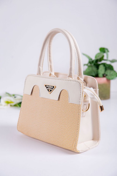 شنطة نسائية متعددة الألوان بجيوب داخلية مع حزام طويل