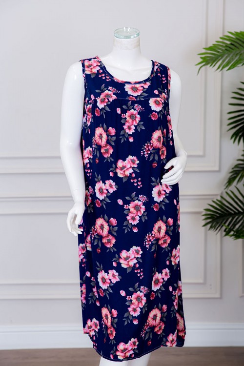 قميص نسائي قصير لون كحلي مزين بالورود ياقة دائرية بدون أكمام