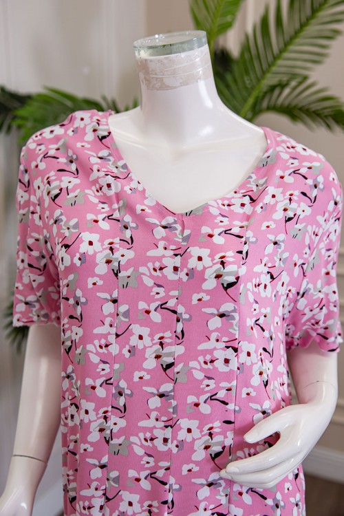 قميص نسائي لون وردي مشجر بياقة قصة سبعة ذو أكمام قصيرة