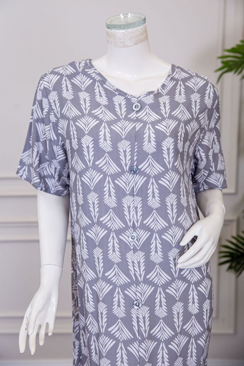 قميص نسائي طويل متعدد الألوان مشجر بياقة دائرية بأزرار من الأمام ذو أكمام قصيرة