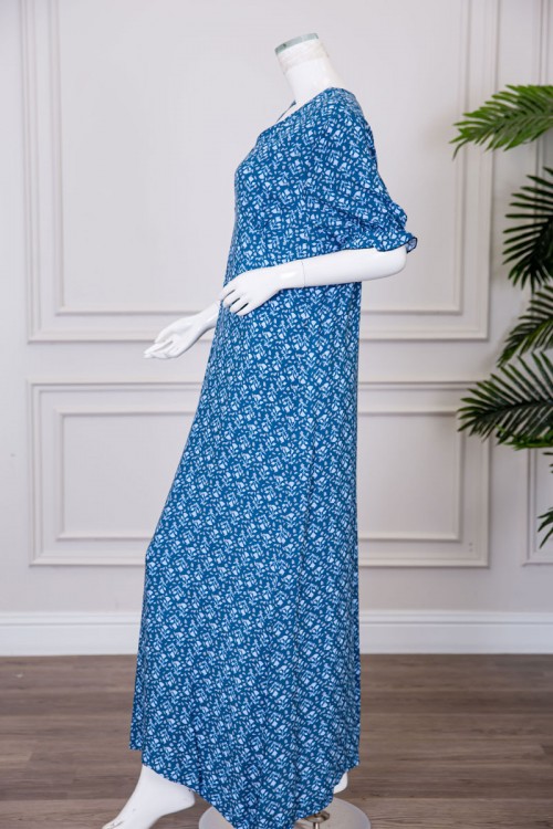 قميص نسائي طويل لون أزرق مشجر ياقة دائرية بأزرار من الأمام ذو أكمام قصيرة