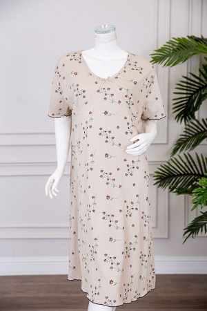 قميص نسائي ميدي لون بيج مشجر ياقة دائرية مزينة بفيونكة و بأكمام قصيرة