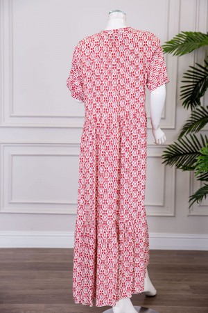 قميص نسائي طويل مشجر ياقة دائرية بأزرار من الأمام و بأكمام قصيرة