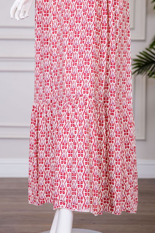 قميص نسائي طويل مشجر ياقة دائرية بأزرار من الأمام و بأكمام قصيرة