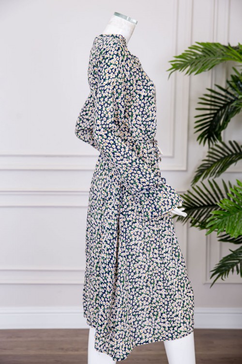 فستان نسائي مشجر ميدي ياقة عالية بأزرار و برباط في الخصر ذو أكمام طويلة