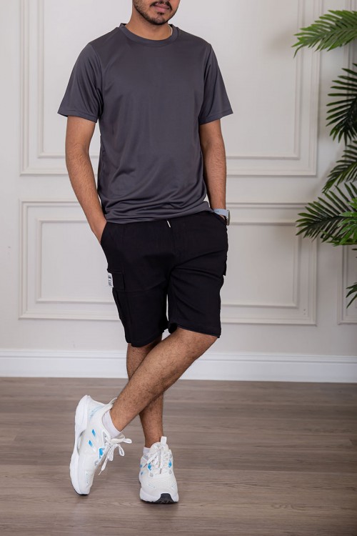 تيشيرت رجالي لون رصاصي بياقة دائرية سادة