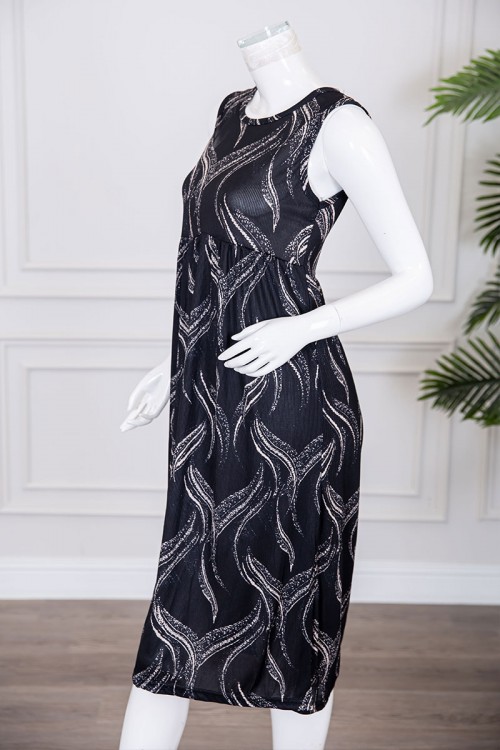 قميص نسائي قصير لون أسود مزين برسومات باللون البيج ياقة دائرية و بدون أكمام