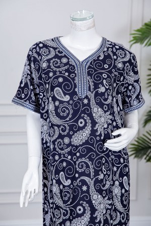 قميص نسائي طويل لون كحلي مزين برسومات و بكلفة مطرزة في الياقة و الأكمام