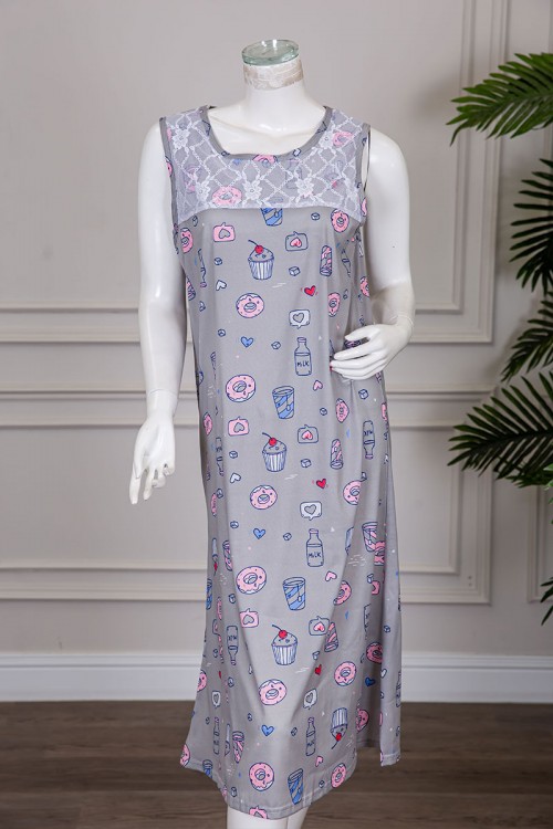 قميص نسائي قصير لون رمادي مزين برسومات ياقة دائرية مزينة بقماش دانتيل بدون أكمام