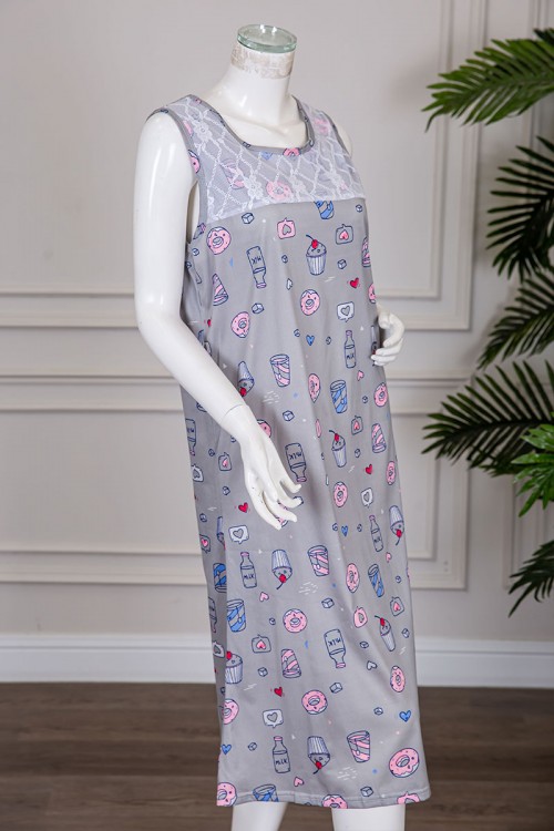 قميص نسائي قصير لون رمادي مزين برسومات ياقة دائرية مزينة بقماش دانتيل بدون أكمام