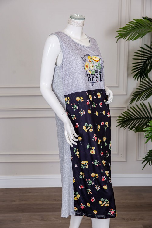 قميص نسائي قصير لون رمادي و أسود مزين بكتابات و رسومات ياقة دائرية بدون أكمام