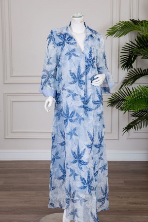 جلابية نسائية لون سماوي مشجرة ياقة قصة سبعة مطوية مزينة بكريستال و بأكمام طويلة