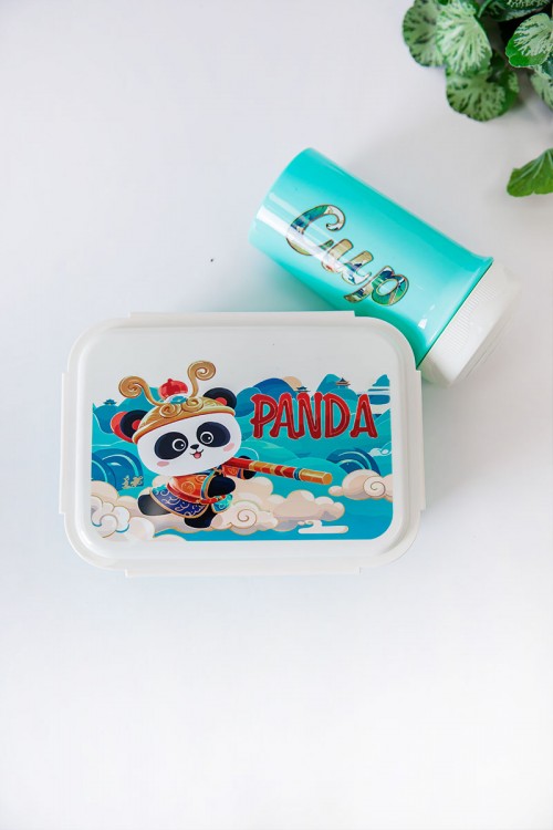 حافظة طعام مدرسية متعددة الألوان مقسمة مع ملعقة و مزينة برسومات كرتونية مع زمزمية مشروب بارد