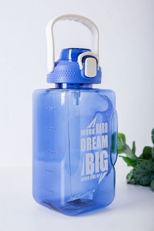 زمزمية مدرسية متعددة الألوان مزينة بكتابات من الأمام مشروب بارد بلاستيك شفاف