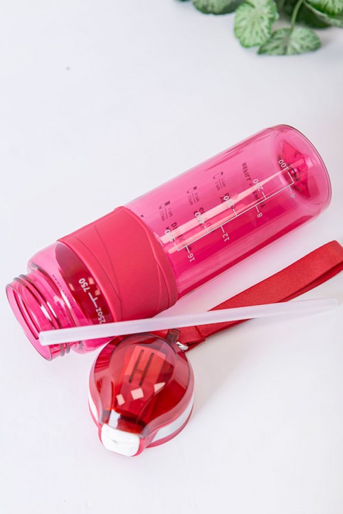 زمزمية مدرسية متعددة الألوان مزينة بكتابات من الأمام مشروب بارد بلاستيك شفاف