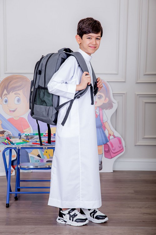 شنطة ظهر مدرسية ولادي متعددة الألوان بجيوب متعددة مع مقلمة