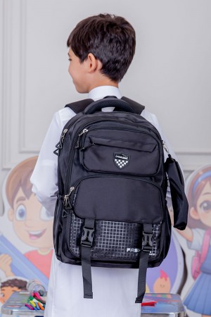 شنطة ظهر مدرسية متعددة الألوان بجيوب متعددة مع مقلمة 