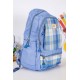 شنطة ظهر مدرسية لون سماوي مزينة بقماش مربعات من الأمام و بجيوب متعددة