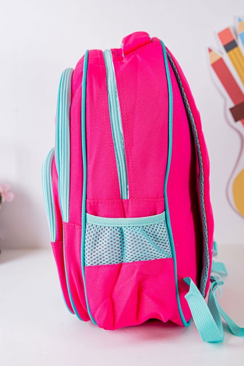 شنطة ظهر مدرسية بناتي لون وردي بحواف سماوي مزينة برسومات ملونة و بجيوب متعددة