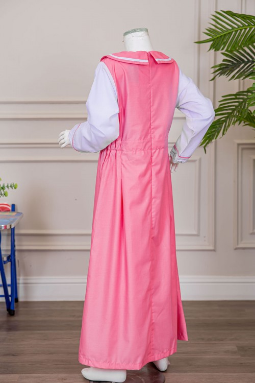 مريول بناتي مدرسي لون وردي مع قميص أبيض متصل بياقة مطوية و بخصر مزموم و سحاب من الخلف