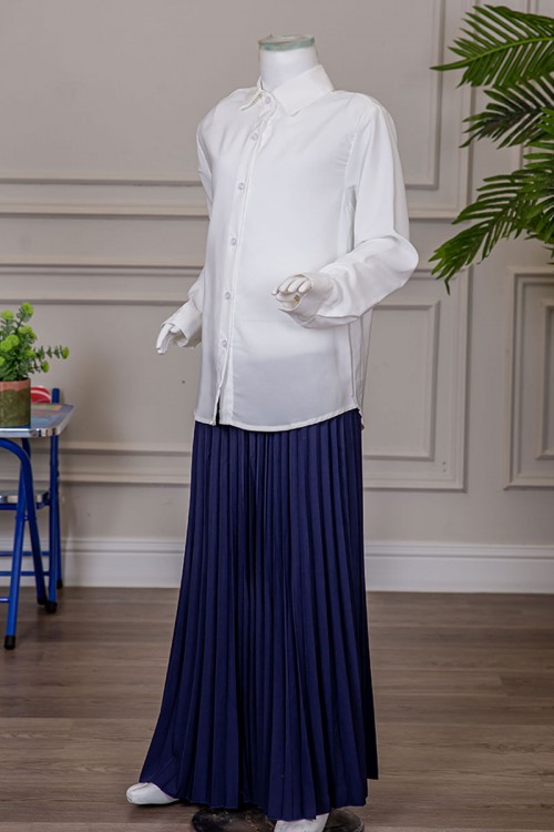 مريول بناتي مدرسي مرحلة الثانوي قطعتين قميص أبيض بياقة مطوية و بأزرار من الأمام و الأكمام و تنورة لون كحلي بكسرات و خصر مزموم