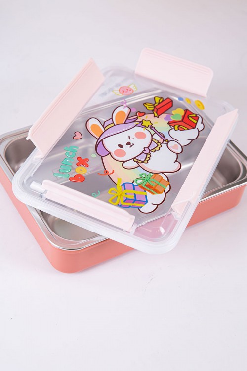 حافظة طعام مدرسية متعددة الألوان مقسمة و مزينة برسومات كرتونية مع ملعقة و شوكة بلاستيك