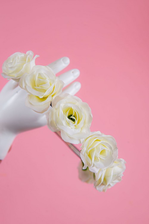 ربطات شعر حلقات بلاستيكية علبة كبيرة باللون الوردي