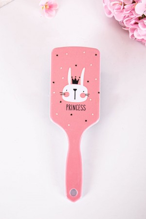 فرشاة شعر لون وردي مزينة برسومات و كتابات ملونة