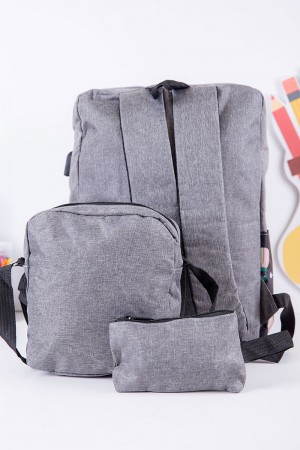 طقم شنط مدرسية 3 قطع لون أسود و رصاصي مزينة برسومات كرتونية بجيوب متعددة