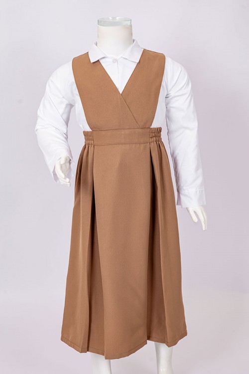 مريول مدرسي بناتي روضة لون بيج ياقة قصة سبعة بزم في الخصر و جيب من اليمين مع قميص أبيض ياقة مطوية  بأزرار من الأمام و بأكمام طويلة