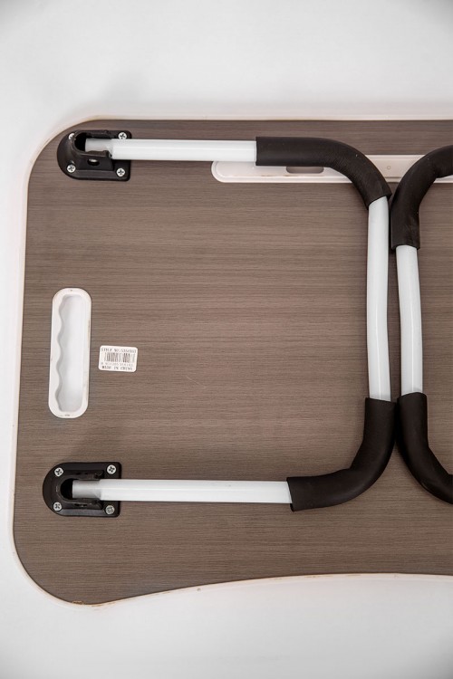 طاولة مدرسية متعددة الألوان مزينة برسومات كرتونية قابلة للطي