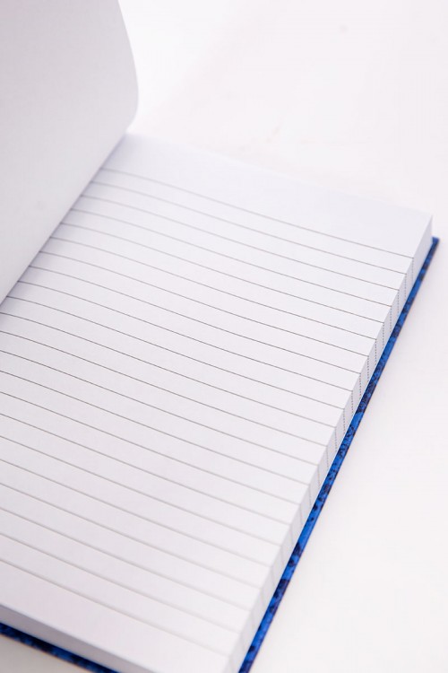 دفتر ملاحظات مسطر لون أزرق 200 ورقة حجم A5