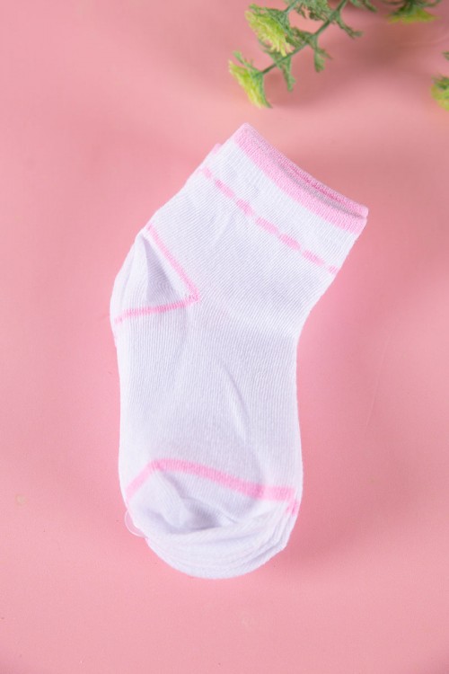 جوارب بناتي لون أبيض مزينة بخطوط باللون الوردي 3 حبات