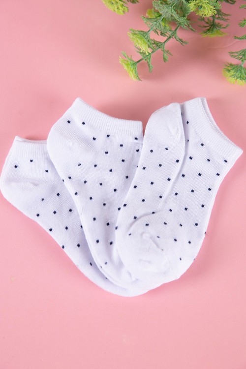 جوارب بناتي لون أبيض منقط باللون الأسود 3 حبات