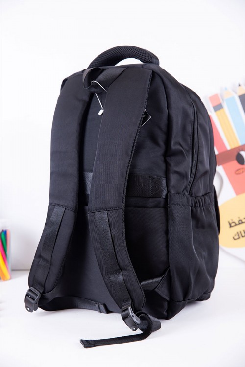 شنطة ظهر مدرسية متعددة الألوان بجيوب متعددة مع مقلمة