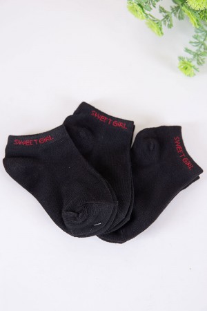 جوارب لون أسود مزينة بكتابات باللون الأحمر 3 حبات