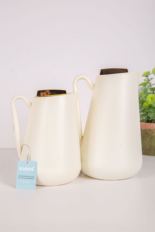 طقم 2 ترامس للقهوة و الشاي لون اوف وايت بغطاء باللون الذهبي حافظ للحرارة و البرودة بسعة 1.5 لتر