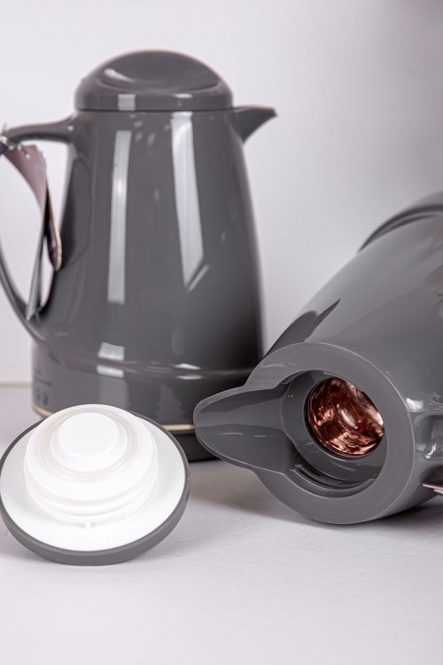 طقم 2 ترامس للقهوة و الشاي لون رصاصي حافظ للحرارة و البرودة بسعة 1.6 لتر