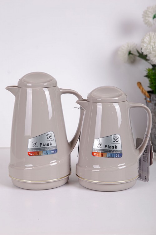 طقم 2 ترامس للقهوة و الشاي لون بيج غامق حافظ للحرارة و البرودة بسعة 1.6 لتر