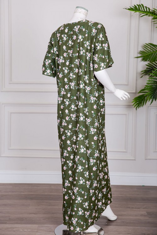 قميص نسائي طويل لون زيتي مشجر بياقة دائرية بأزرار من الأمام ذو أكمام قصيرة