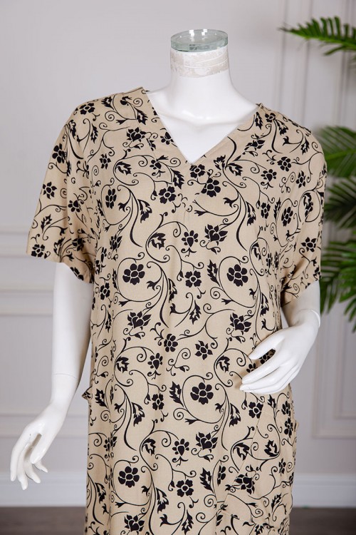 قميص نسائي ميدي لون بيج مشجر باللون الأسود بياقة قصة سبعة و بجيوب و أكمام قصيرة