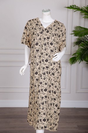 قميص نسائي ميدي لون بيج مشجر باللون الأسود بياقة قصة سبعة و بجيوب و أكمام قصيرة 