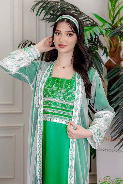 جلابية-نسائية-قطعتين-لليوم-الوطني-لون-أخضر-و-أبيض-تل-مزين-بتطريز