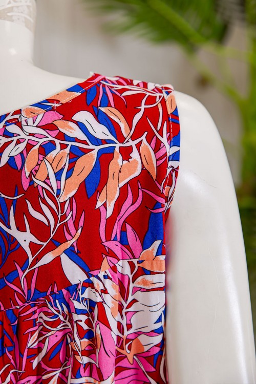 قميص نسائي قصير لون أحمر مشجر ياقة دائرية بدون أكمام