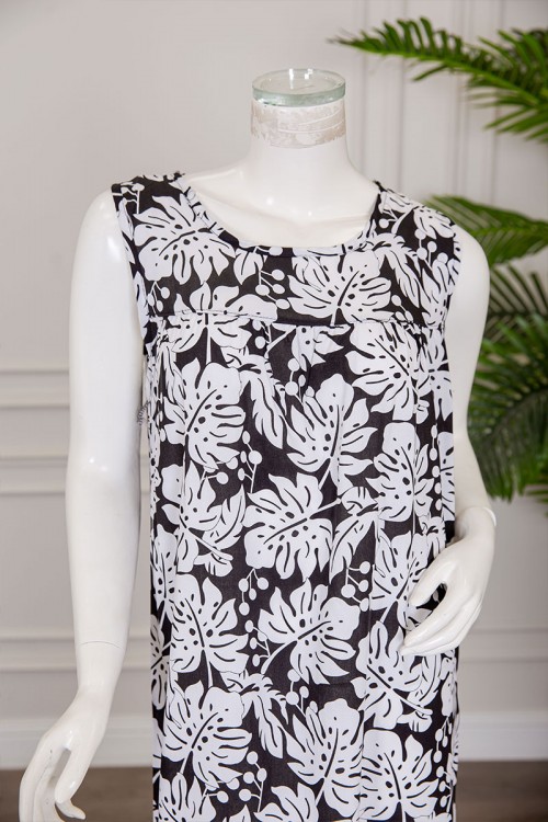 قميص نسائي قصير لون أسود مشجر باللون الأبيض  ياقة دائرية بدون أكمام